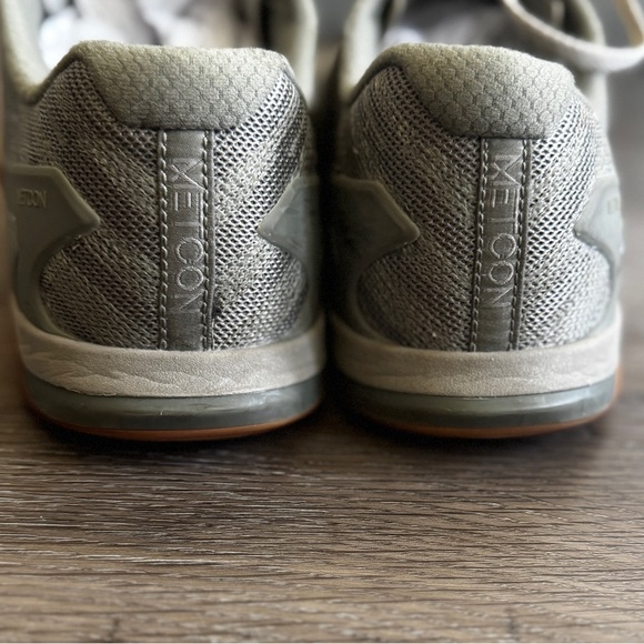 NIKE METCON 3 Training Shoes - DARK STUCCO/METALLIC SILVER-PALE GREY Size 12 - Picture 5 of 5